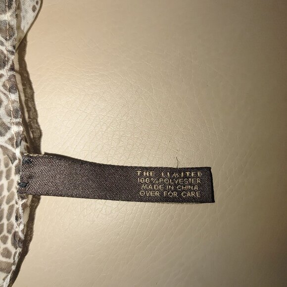 Leopard Print Infinity Scarf By The Limited 100% Polyester Neutral Tones Lightwe - Picture 3 of 8